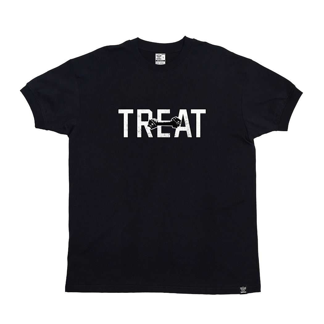 Treat 🦴 T-Shirt