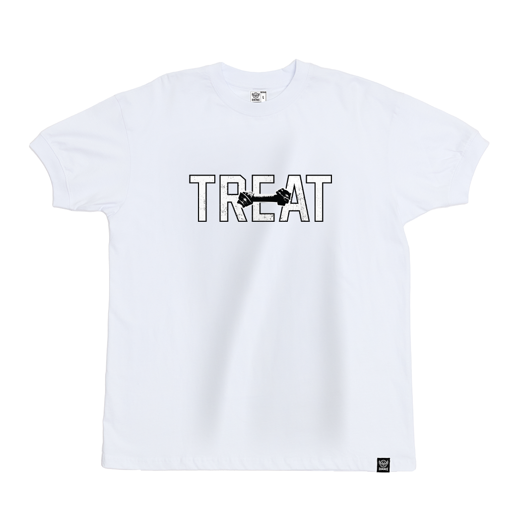 Treat 🦴 T-Shirt